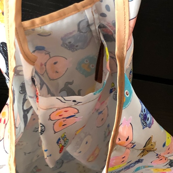 Purse: Reusable Bag with "Disney" Characters ๐ Bundle Me! - Picture 4 of 4